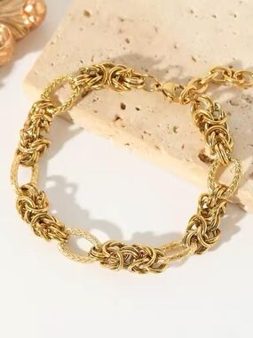 Textured Gold Braided Link Bracelet